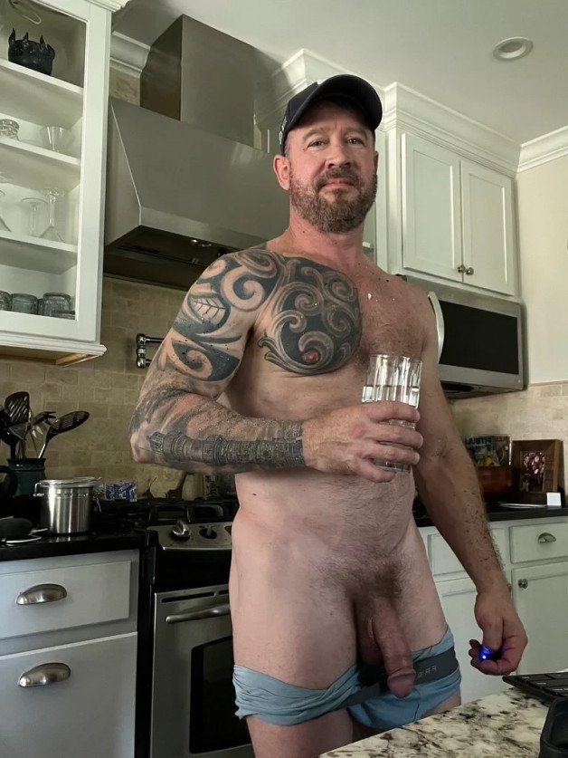 Photo by AussieHardinboy32 with the username @Hardinboy67, who is a verified user,  May 3, 2024 at 8:59 PM. The post is about the topic Hardinboy's Wanking Stuff