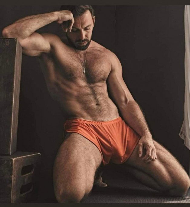 Photo by s86121 with the username @s86121, who is a verified user,  March 6, 2024 at 5:34 PM and the text says '#dad #daddy #hairy'