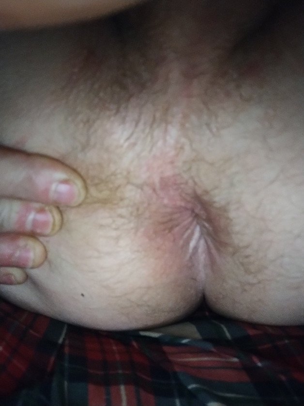 Photo by Bislut72 with the username @Bislut72, who is a verified user,  January 21, 2024 at 1:27 AM and the text says 'who wants to stuff my tight little hole DM me if you do'