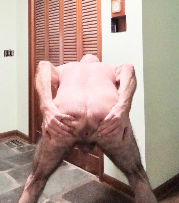 Photo by NakedBiguy with the username @NakedBiguy, who is a verified user,  November 20, 2024 at 5:21 PM. The post is about the topic Expose your hole