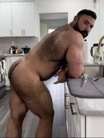Photo by CubkinkSubmind with the username @CubkinkSubmind, who is a verified user,  May 1, 2024 at 6:48 PM. The post is about the topic Gay Hairy Back
