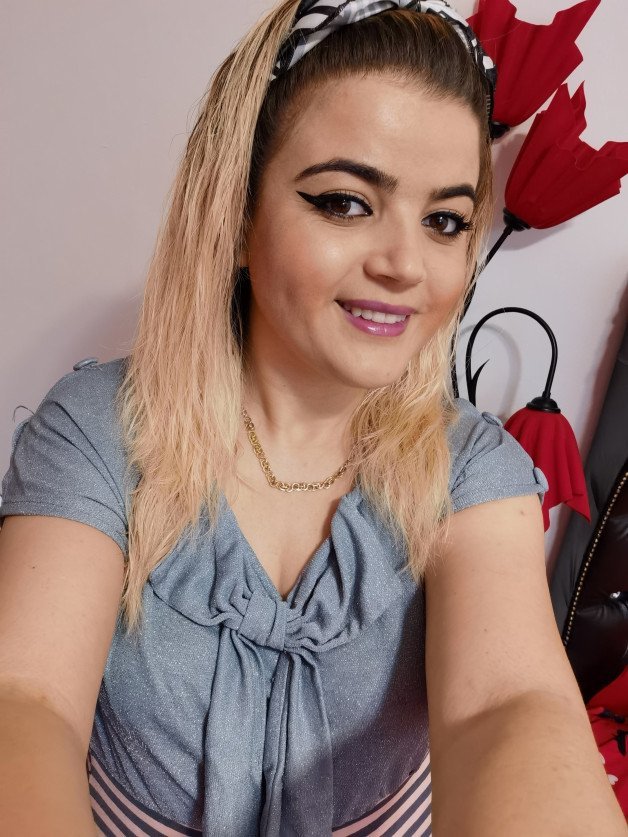 Watch the Photo by Anasunshine12 with the username @Anasunshine12, who is a star user, posted on February 29, 2024 and the text says 'hi guys. i online now on

https://stripchat.com/Anasunshine12

#stripchatlive #camgirl #pornstar #camstar #bigtits #twerk #naked #cumshows #games #playful #natural #ass #pussy #shaved #hairy #riding #liveshows #onlyfans #bdsm #slave #mistress #oil..'