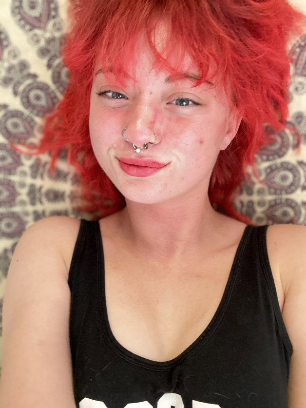 Watch the Photo by Abby with the username @redheadabby, who is a star user, posted on January 26, 2024. The post is about the topic Amateur Redheads. and the text says 'i have some spare space in my bed..'