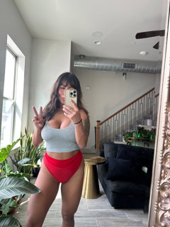 Photo by Riley with the username @rileyswift, who is a star user,  June 26, 2024 at 3:49 AM. The post is about the topic Mirror Selfies and the text says 'Hey there'
