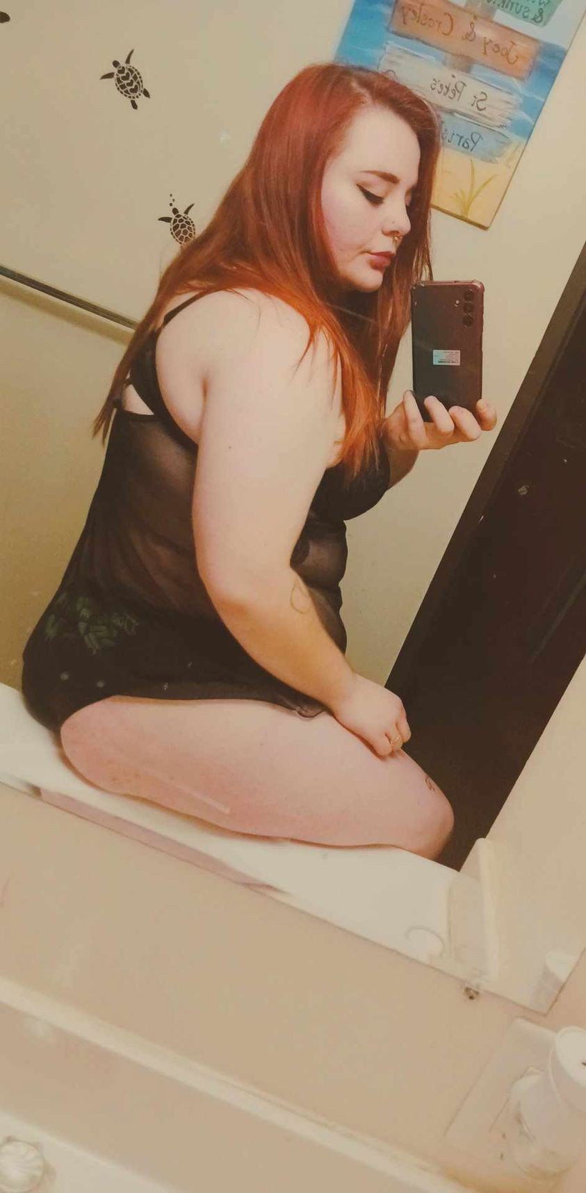 Photo by ItsKitten420 with the username @ItsKitten420, who is a verified user,  June 11, 2024 at 3:56 AM and the text says '#milf #tatted #DSL'