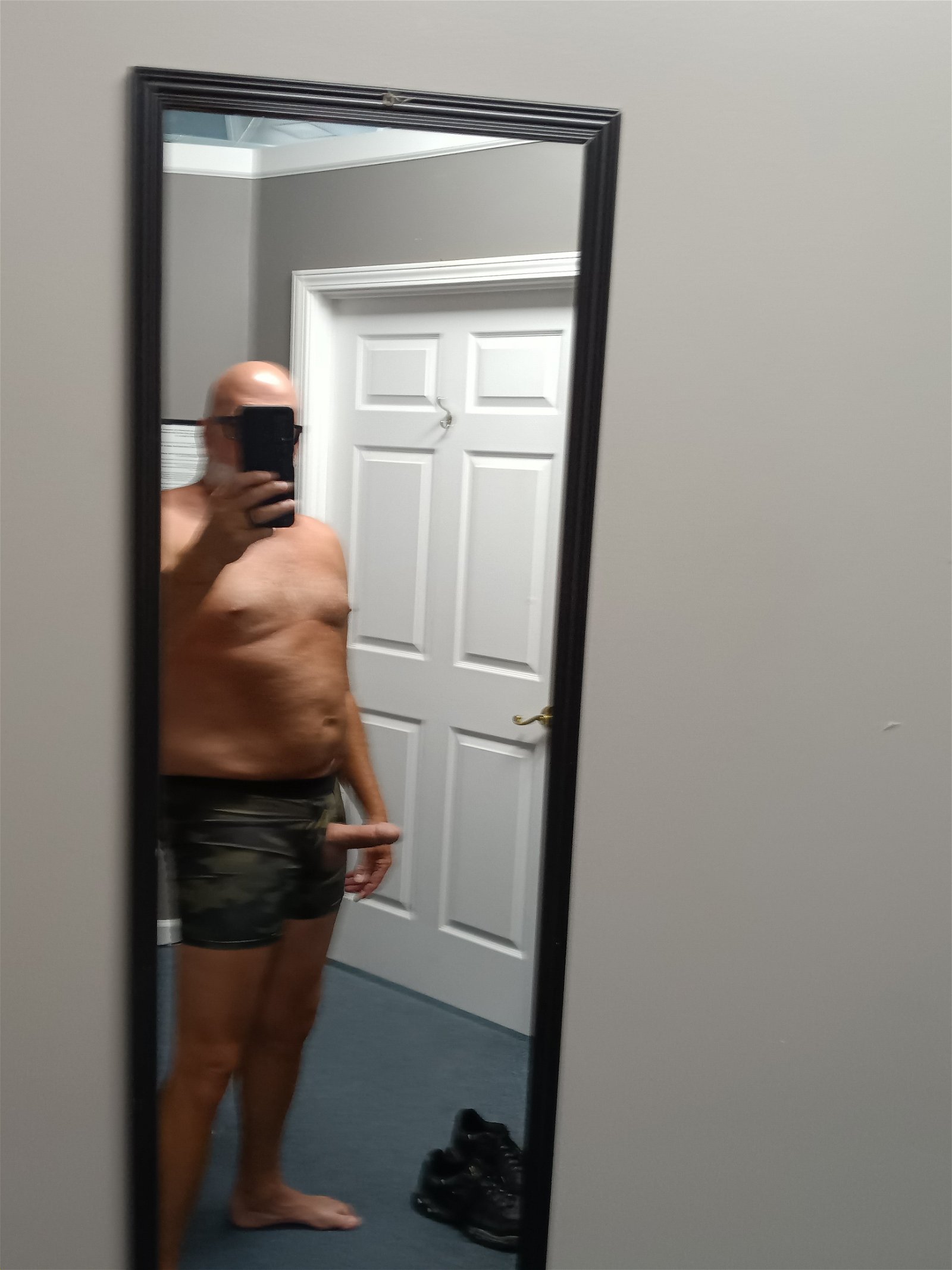 Photo by BIGTOM1631 with the username @BIGTOM1631, who is a verified user,  May 17, 2024 at 6:03 PM and the text says 'More Dadbod😁'