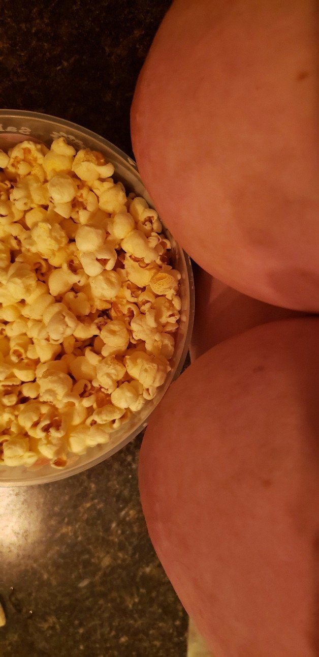 Photo by Bangbangu85 with the username @Bangbangu85, who is a verified user,  March 14, 2021 at 7:20 PM. The post is about the topic Wife cumtributes and the text says 'who wants popcorn? Cum on these tits'