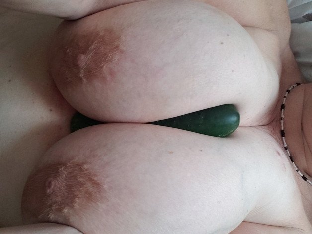 Photo by Bangbangu85 with the username @Bangbangu85, who is a verified user,  July 9, 2021 at 4:41 PM. The post is about the topic big tits and the text says 'who wants to see this cucumber go in my pussy?'