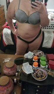 Album by Ahotwife16 with the username @Ahotwife16, who is a verified user,  May 18, 2019 at 11:55 AM and the text says '#thick #bigass #plump #bigtits #hotwife'