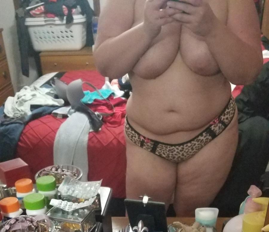 Photo by Ahotwife16 with the username @Ahotwife16, who is a verified user,  January 25, 2019 at 9:20 PM and the text says '#hotwife #bigtits #thick #bigass #plump'