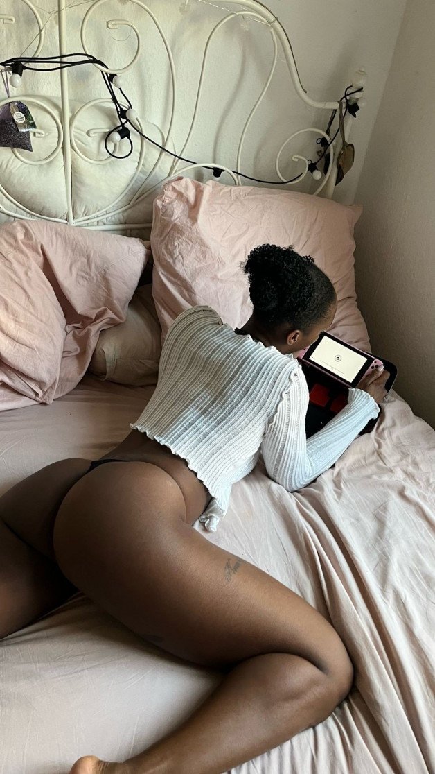 Watch the Photo by StormySin with the username @StormySin, who is a star user, posted on March 9, 2024. The post is about the topic Ass. and the text says 'would you smack my booty? 


free onlyfans: https://onlyfans.com/stormy_sin'