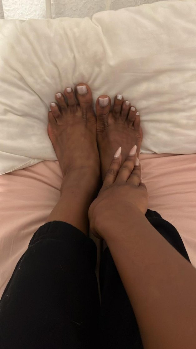 Photo by StormySin with the username @StormySin, who is a star user,  March 12, 2024 at 11:00 AM. The post is about the topic Sexy Feet and the text says 'would you give me a foot massage?



#feet'