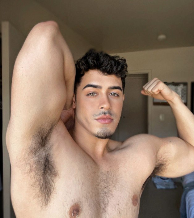 Photo by TexCockLover with the username @TexCockLover, who is a verified user,  May 14, 2024 at 2:49 AM. The post is about the topic Gay Hairy Armpits