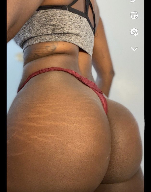 Watch the Photo by Diamondbae with the username @Diamondbaedoll, who is a star user, posted on February 29, 2024. The post is about the topic Ass. and the text says 'more where this came from.click link to see more spicy content 🔥🥵https://sunroom.so/baddiedaunique'