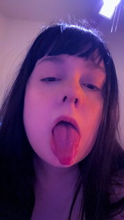 Photo by lilimariexx with the username @lilimariexx, who is a star user,  September 11, 2024 at 7:20 AM and the text says 'can I taste you?'