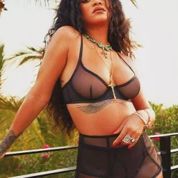 Photo by babecrave with the username @babecrave, who is a verified user,  March 29, 2024 at 12:58 AM. The post is about the topic Rihanna and the text says '#Rihanna is one hot babe
😍😍😍😍😍
#celebs #lingerie #ebony #blackgirls #celebrity'