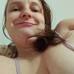 Photo by Kinkykitty13 with the username @Kinkykitty13, who is a verified user,  February 29, 2024 at 6:18 PM and the text says 'Me sugarkitti just hanging'