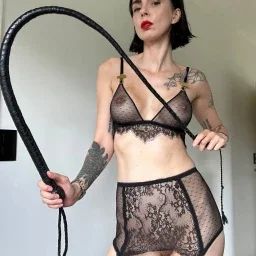 Photo by Monica DeMistress with the username @MonicaDeMistress, who is a star user,  April 5, 2024 at 10:48 AM. The post is about the topic BDSM and the text says 'Babe i'm gonna spank somebody tonight 🔥https://onlyfans.com/monica_de_mistress/c32
And it could be you🔞'