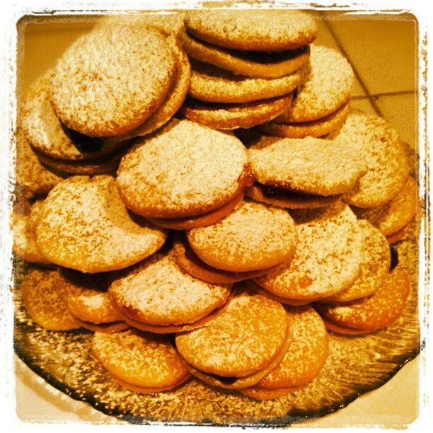 Watch the Photo by Nutterbutter with the username @NuttsNButts, posted on January 6, 2013 and the text says '#cookies'