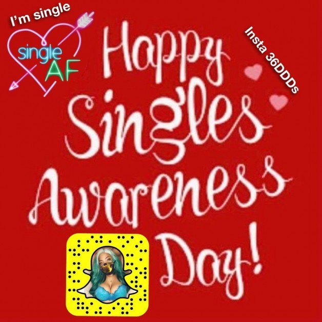 Photo by IG@36ddds with the username @averyhornyvirgo, who is a star user,  February 14, 2022 at 8:45 AM. The post is about the topic Black Beauties and the text says '#valentinesday #valentines #singlesawarenessday #single #lonely'