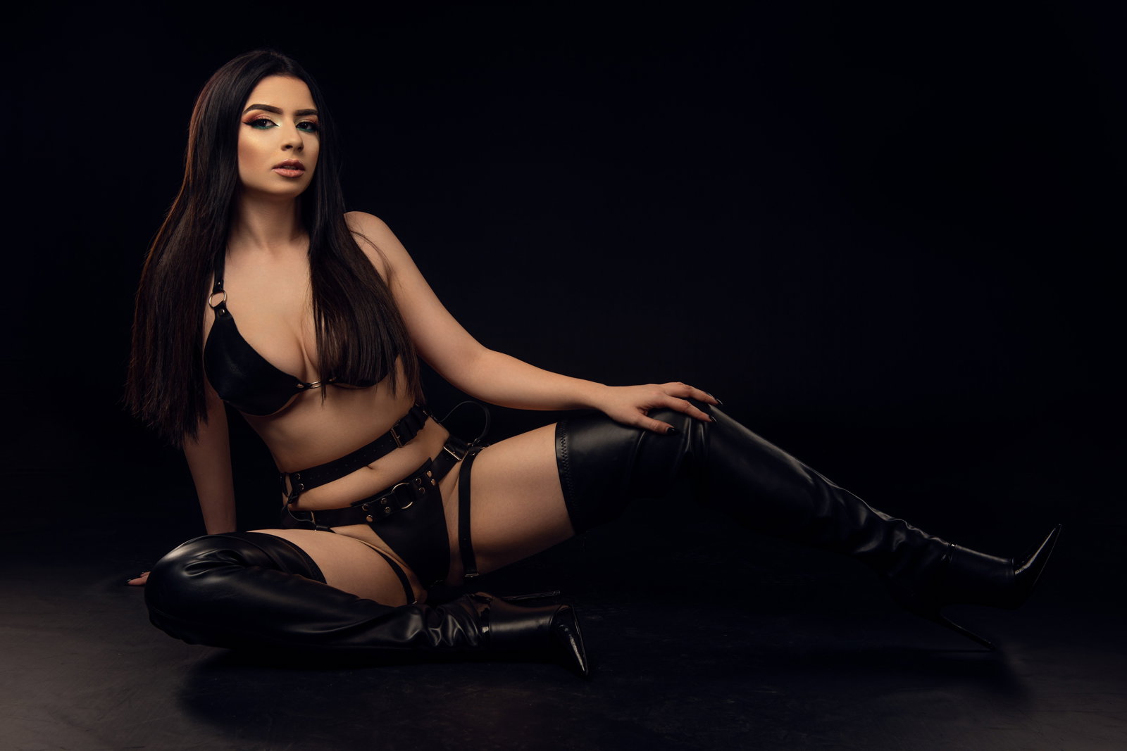 Photo by Nathanielaa with the username @Nathanielaa, who is a star user,  March 16, 2024 at 1:06 AM and the text says 'I enjoy it sometimes when the leather harness is hugging my curves!

#leather #harness #Goddess #leather #leatherboots #bdsm #erotic #seduction #Succubus #erotic #Domina #Domme #seducing'