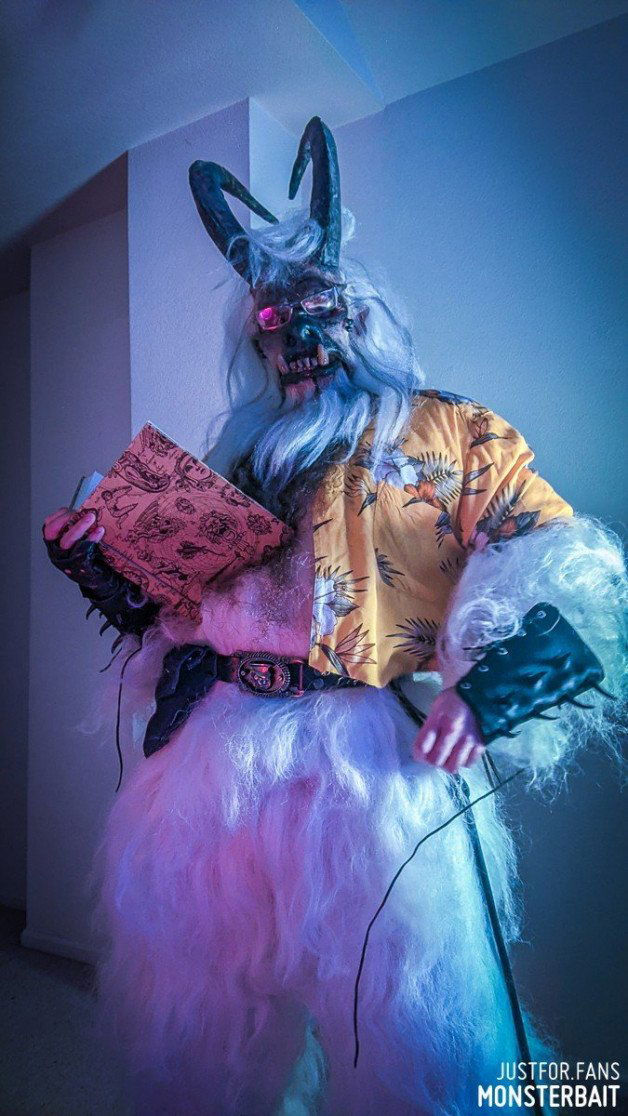 Photo by Monsterbait with the username @Monsterbait, who is a star user,  September 11, 2022 at 5:43 PM. The post is about the topic GayMonsters and the text says 'Krampus has some erotic bedtime time stories on this cold and #SeductiveSunday!

Just a sneak peak for our December 3rd event coming to Denver! 

#Demon #Krampus #KrampusNaucht #SpookySeason
 #GrußvomKrampus'