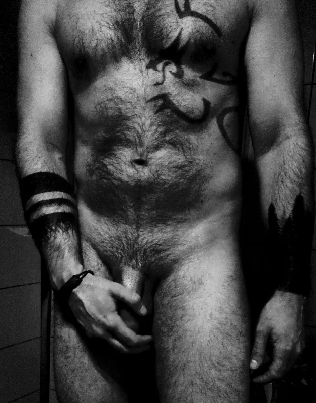 Photo by Goodmornings with the username @Goodmornings, who is a verified user,  March 24, 2024 at 9:42 PM and the text says '#amateurblackandwhite #nudemale'