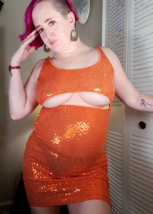 Photo by Kennedy Channing with the username @kennedy36dd, who is a star user,  November 20, 2024 at 1:00 AM. The post is about the topic Awesome Milfs and the text says 'Tangerine 🍊 Dream 🍊

👄 LINKS ARE IN BIO 👄

💙OF: kennedy36dd 

~💜Manyvids.com: Kennedy Channing
XXX ^^^^

ONLYFANS CONTAINS...
💥Sexy dancing
💥Lingerie
💥Sexy pics (some nudes and pussy shots), 💥Solo
💥Oil play
💥Mini tease videos..'