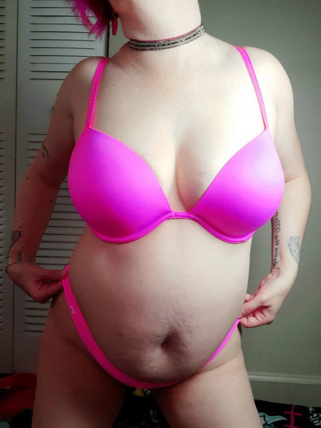 Photo by Kennedy Channing with the username @kennedy36dd, who is a star user,  August 27, 2024 at 8:30 AM. The post is about the topic MILF and the text says 'Thick and curvy,  just the way you like it💋

LINKS ARE IN BIO💝

💙OF: kennedy36dd 

~💜Manyvids.com: Kennedy Channing
XXX ^^^^

ONLYFANS CONTAINS...
💥Sexy dancing
💥Lingerie
💥Sexy pics (some nudes and pussy shots), 💥Solo
💥Oil play..'