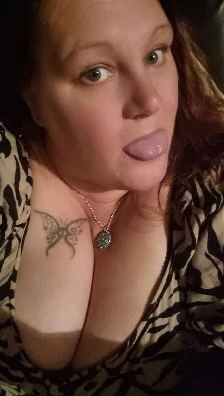 Photo by Chopz47 with the username @Chopz47, who is a verified user,  June 6, 2024 at 2:22 AM. The post is about the topic Rate my pussy or dick and the text says 'Sexy bbw Sarah'