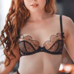 Photo by sparkowits with the username @sparkowits,  October 20, 2023 at 11:09 PM. The post is about the topic Beautiful Redheads
