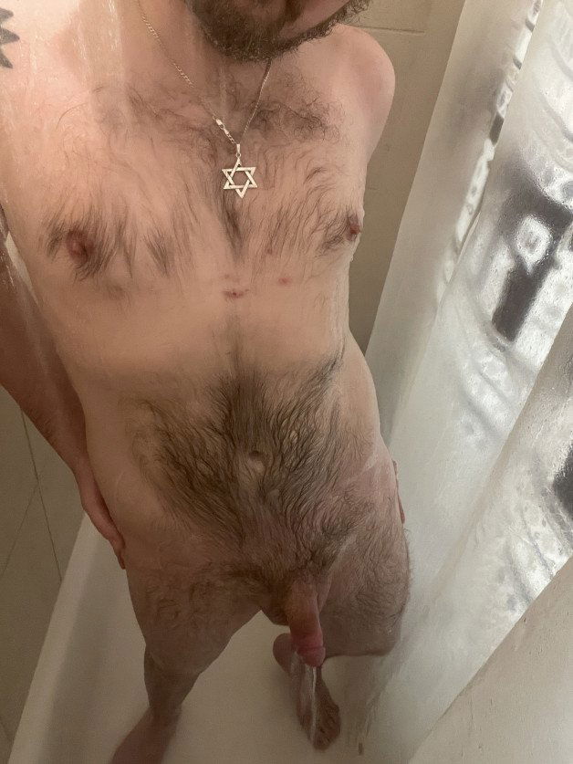 Photo by BootsyDymplz with the username @BootsyBuzter, who is a verified user,  May 6, 2024 at 3:27 PM and the text says 'don't worry, i'm still dirty 😏'