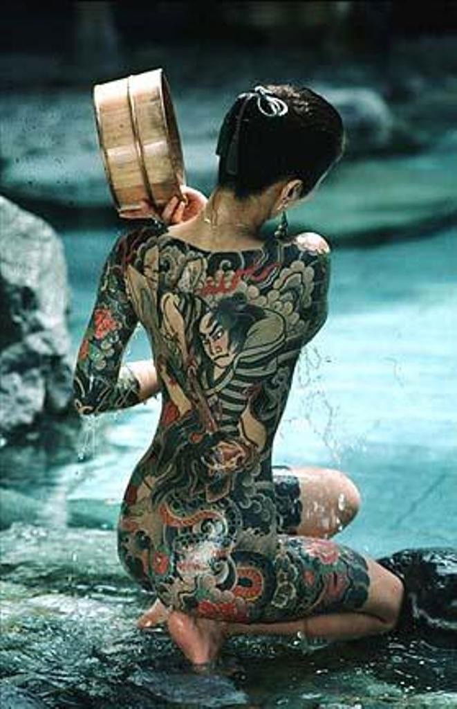 Photo by ForLadyLovers with the username @ForLadyLovers,  September 26, 2013 at 10:06 PM and the text says '#Yakuza  #Tattoo  #Tattoo  #Art  #Bodysuit'