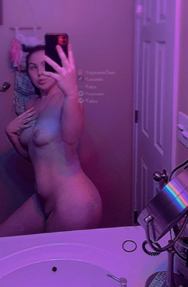 Photo by LuvyousumdeeX4 with the username @LuvyousumdeeX4, who is a star user,  May 20, 2024 at 10:26 PM. The post is about the topic Nude Selfies and the text says 'its never too late to try a thick girl'