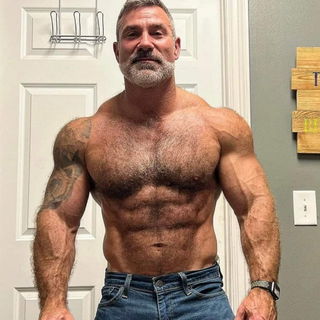 Shared Photo by Polaris2795 with the username @Polaris2795,  July 23, 2024 at 3:49 PM. The post is about the topic Hairy DILFs