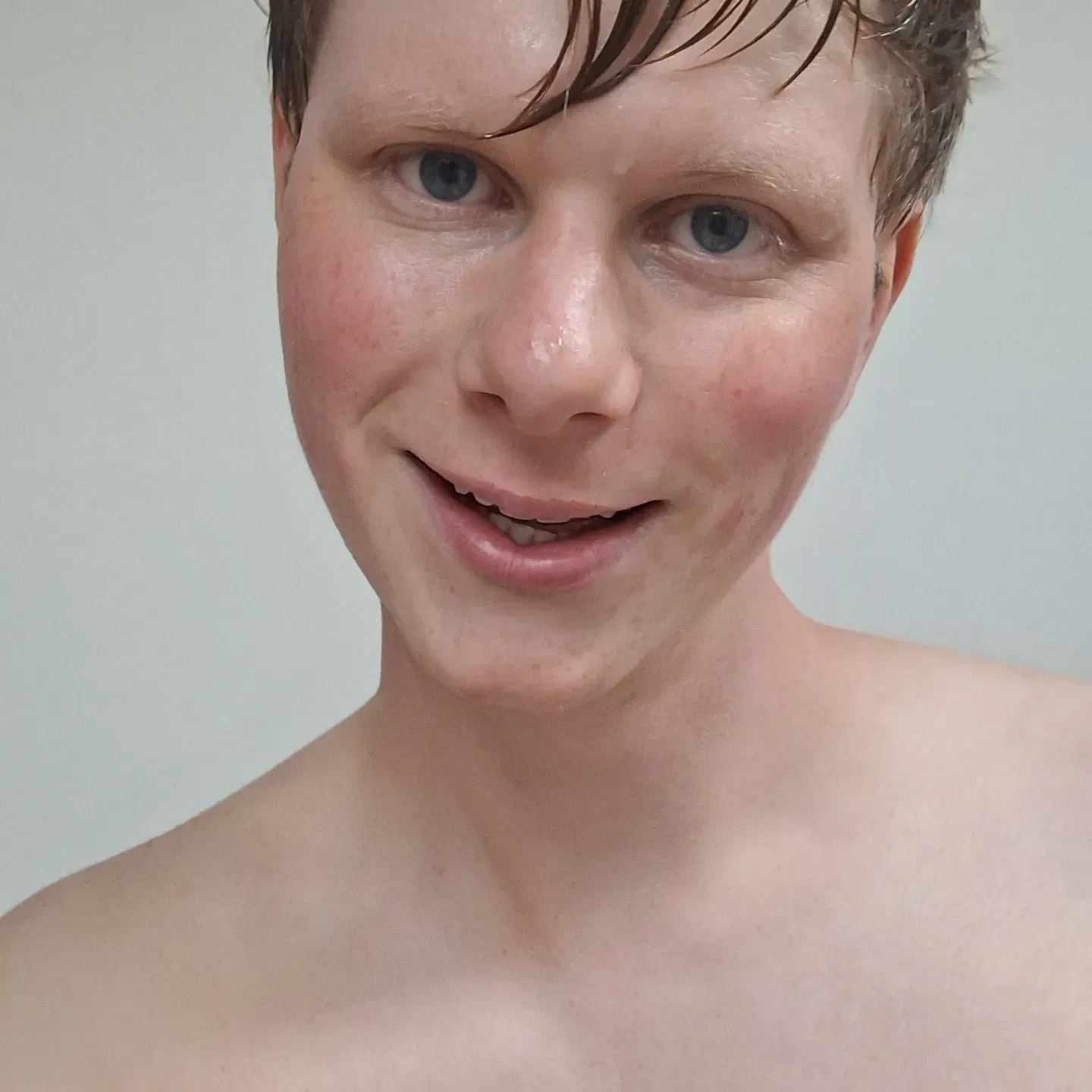 Album by scarjoris with the username @scarjoris, who is a star user,  May 28, 2024 at 5:02 PM and the text says 'It was a rainy day! Time for a shower lol.

Hit me up with paid requests for whatever you wish to see Www.onlyfans.com/scarjoris'