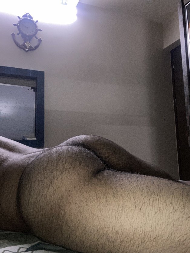 Photo by hornyniti with the username @hornyniti,  June 15, 2024 at 5:47 PM and the text says 'do you like my hairy ass?'