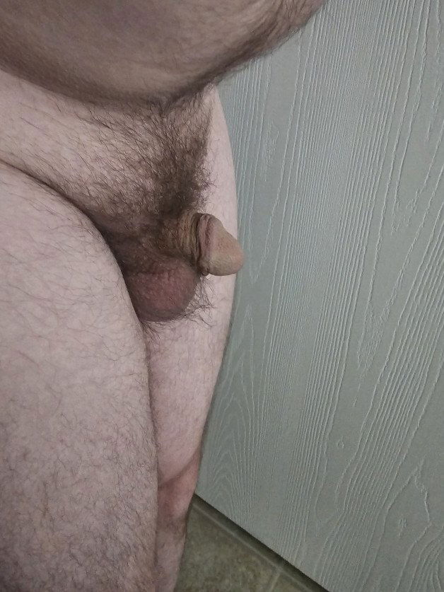 Photo by Craven_u with the username @cravenu78, who is a verified user,  June 24, 2024 at 1:08 PM. The post is about the topic Small penis fetish and the text says 'Rate my tiny penis! i love showing strangers my small one'