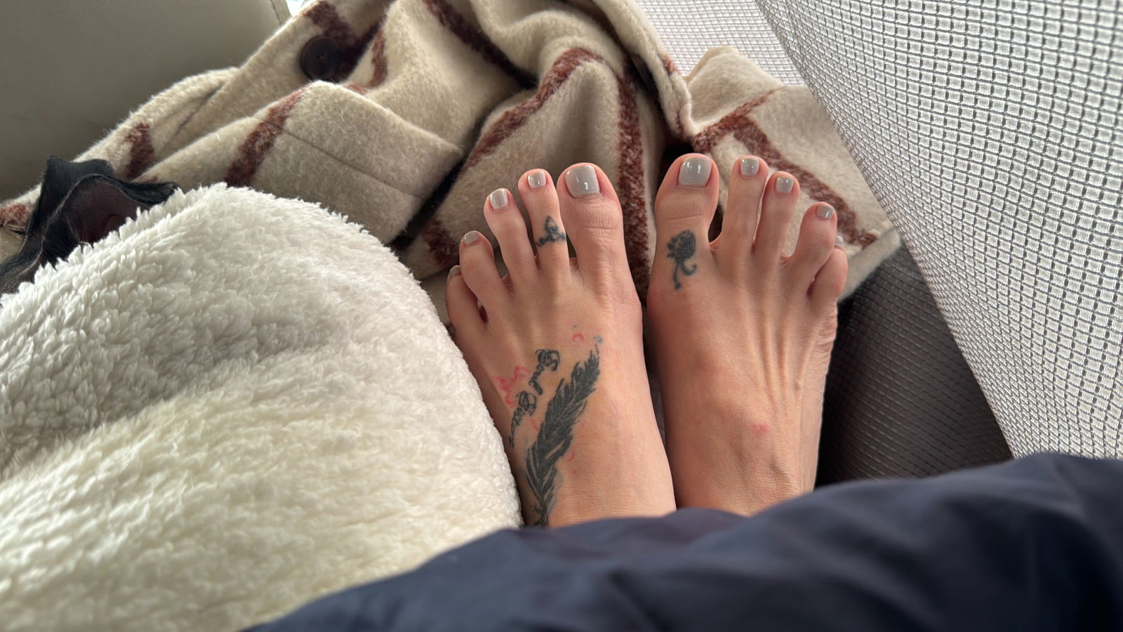 Photo by NicoleThrills63 with the username @NicoleThrills63, who is a verified user,  June 19, 2024 at 5:09 PM. The post is about the topic Sexy Feet and the text says 'Alway have to show my feet love, Would you show them love as well? https://x.com/NicoleThrills'