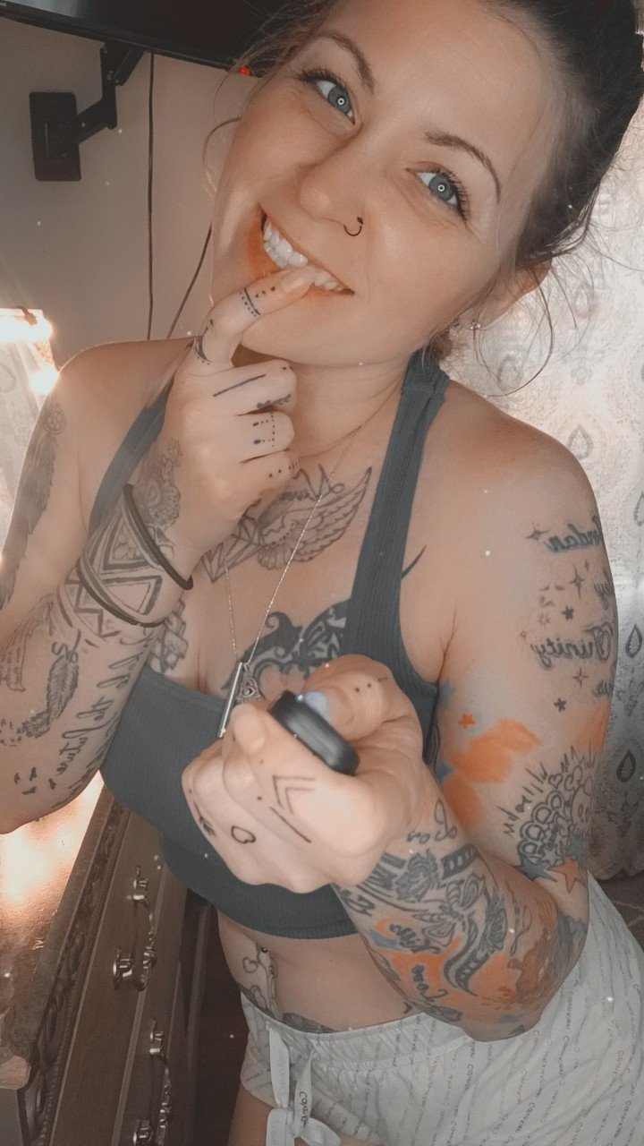 Album by NicoleThrills63 with the username @NicoleThrills63, who is a verified user,  June 19, 2024 at 1:32 PM. The post is about the topic Amateurs and the text says 'Want to help me with my oral fixation? https://x.com/NicoleThrills'