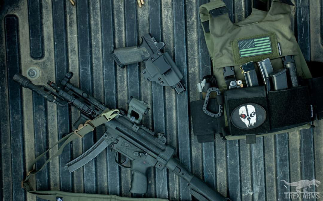 Photo by Ashtondm with the username @Ashtondm,  December 17, 2018 at 3:02 AM and the text says 'trexarmskydex:Raptor and LV119 with a Zenith Z5RS. The Micro Fight Chassis can be easily configured to run sub guns mags so you’re squared away with guns like the MP5.
-
#mp5 #zenith #glock34 #rmr #lv119 #spiritussystems #scalarworks #aimpoint #t2..'