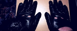 Photo by Leather Master Markus with the username @LeatherMasterMarkus,  June 26, 2024 at 10:43 PM and the text says 'I am Leather Driver Glove.
Das sind meine Leder Fahrer Handschuhe'
