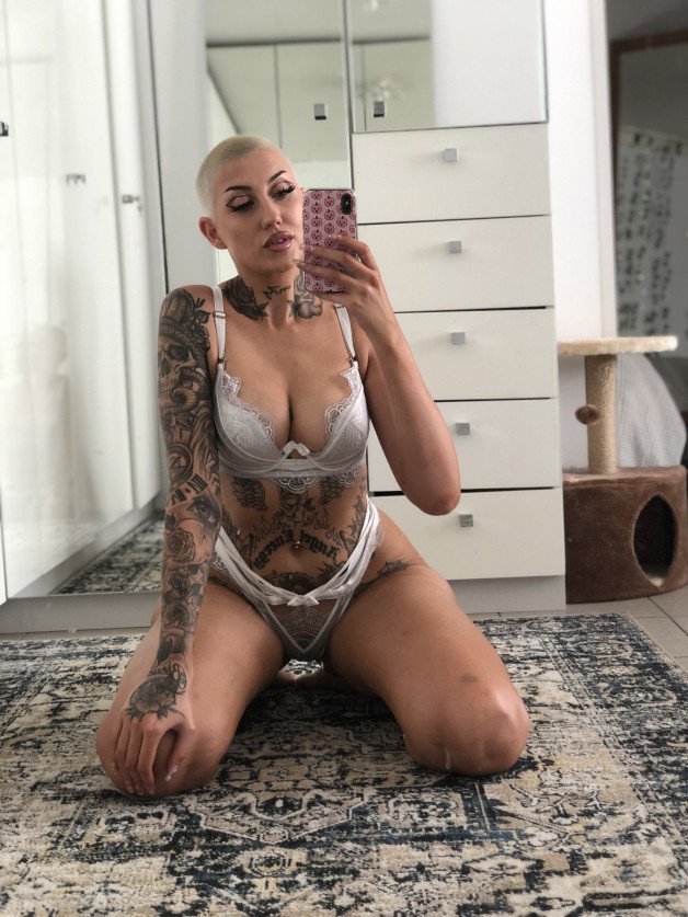 Photo by tattooedxmia with the username @tattooedxmia, who is a star user,  August 9, 2024 at 5:22 PM. The post is about the topic Amateurs and the text says 'titfuck?'