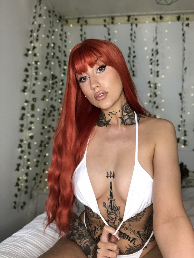 Photo by tattooedxmia with the username @tattooedxmia, who is a star user,  September 28, 2024 at 10:20 PM. The post is about the topic Amateurs and the text says 'if we would go on a date what would we do?'