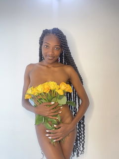 Photo by Ebony Crush Nailah with the username @nailahebony, who is a star user,  October 8, 2024 at 10:04 PM. The post is about the topic Black Beauties and the text says 'You will receive such photos when you bring a bouquet🔥'