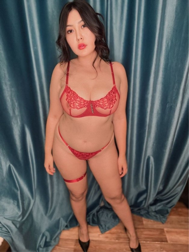 Photo by rennakamura with the username @rennakamura, who is a star user,  September 10, 2024 at 8:36 PM. The post is about the topic Asian and the text says 'Do you like red lingerie?'