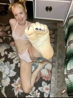 Photo by bun3yg1rl with the username @bun3yg1rl, who is a star user,  September 19, 2024 at 7:55 PM. The post is about the topic Ass, Feet, Pussy