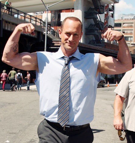 Photo by SupaChubBear with the username @SupaChubBear, posted on December 12, 2013 and the text says 'baremascorlando:

Andrew’s Corner Dad

Luv me some Chris Meloni!'