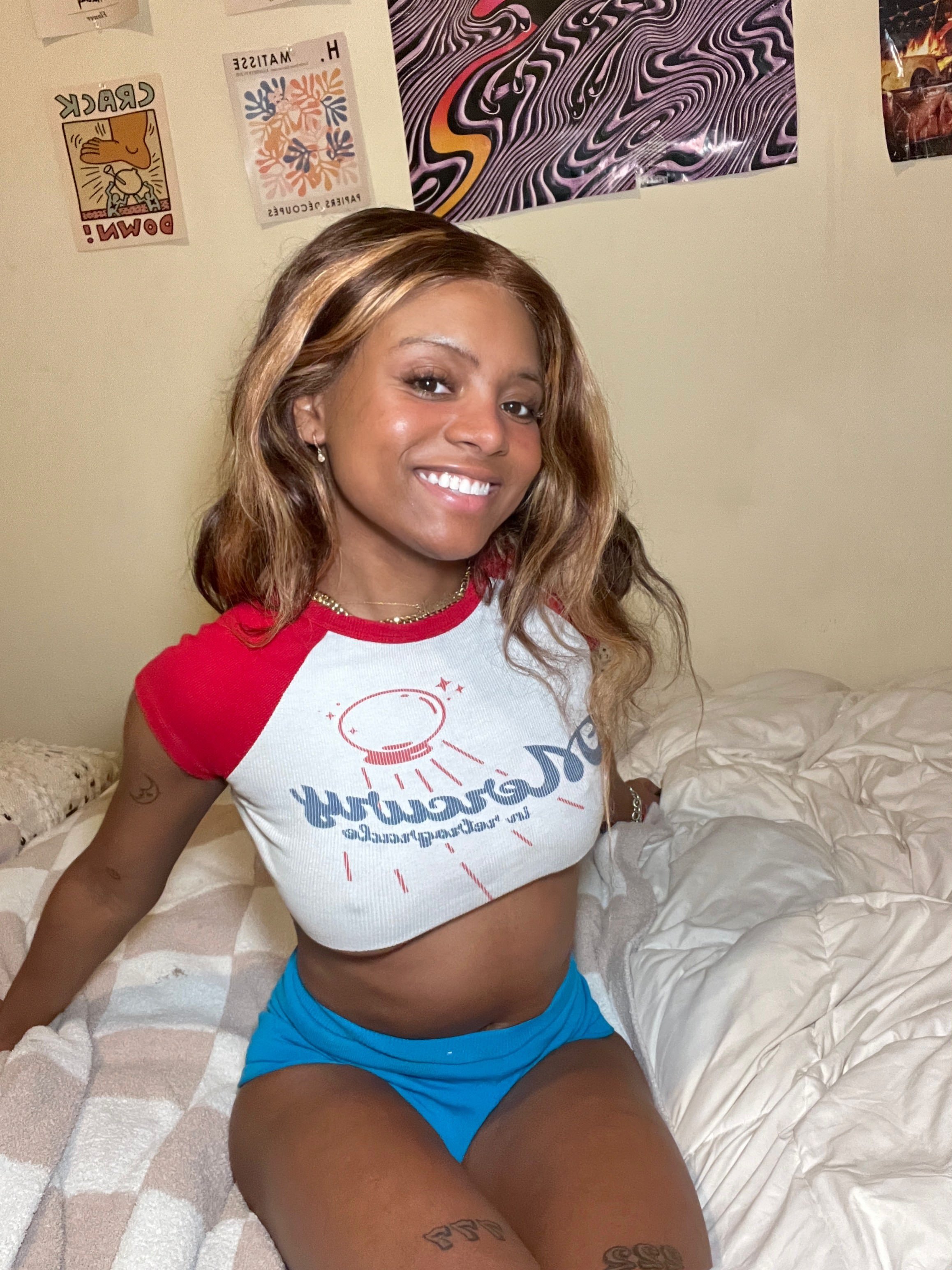 Hottest posts from smutr.com | Sharesome