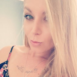 Photo by PetiteBlondeMilf with the username @Petiteblondemilf, who is a star user,  September 17, 2018 at 8:08 AM